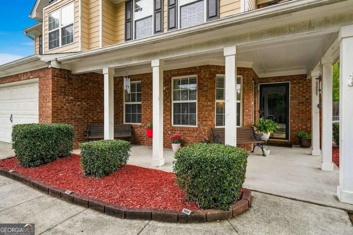 4 bedroom, 2.5 bathroom, 2,128 sq ft single family residence for sale at 825 Shannon Road, Loganville, GA 30052 — photo 5