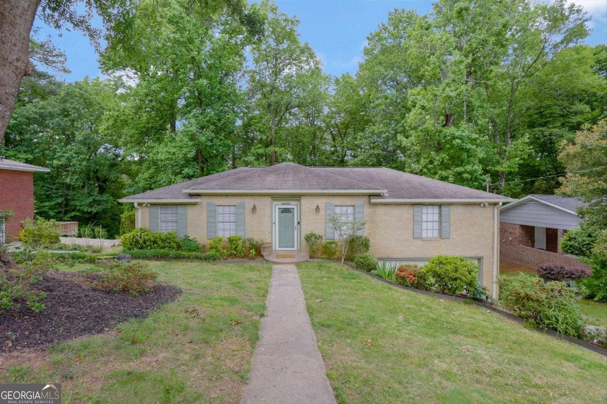3 bedroom, 2 bathroom, 1,485 sq ft single family residence for rent at 3211 Flamingo Drive, East Point, GA 30344 for $1,900 a month — photo 1 of 1