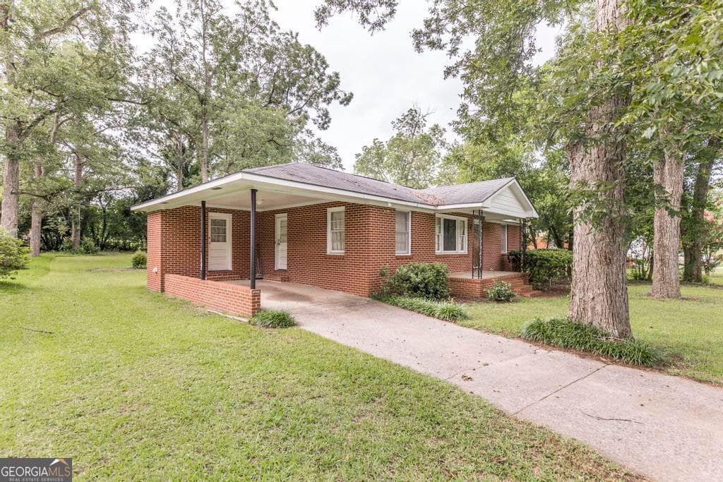 3 bedroom, 1.5 bathroom, 1,025 sq ft single family residence for sale at 2877 Wilkes Court, Macon, GA 31217 — photo 6