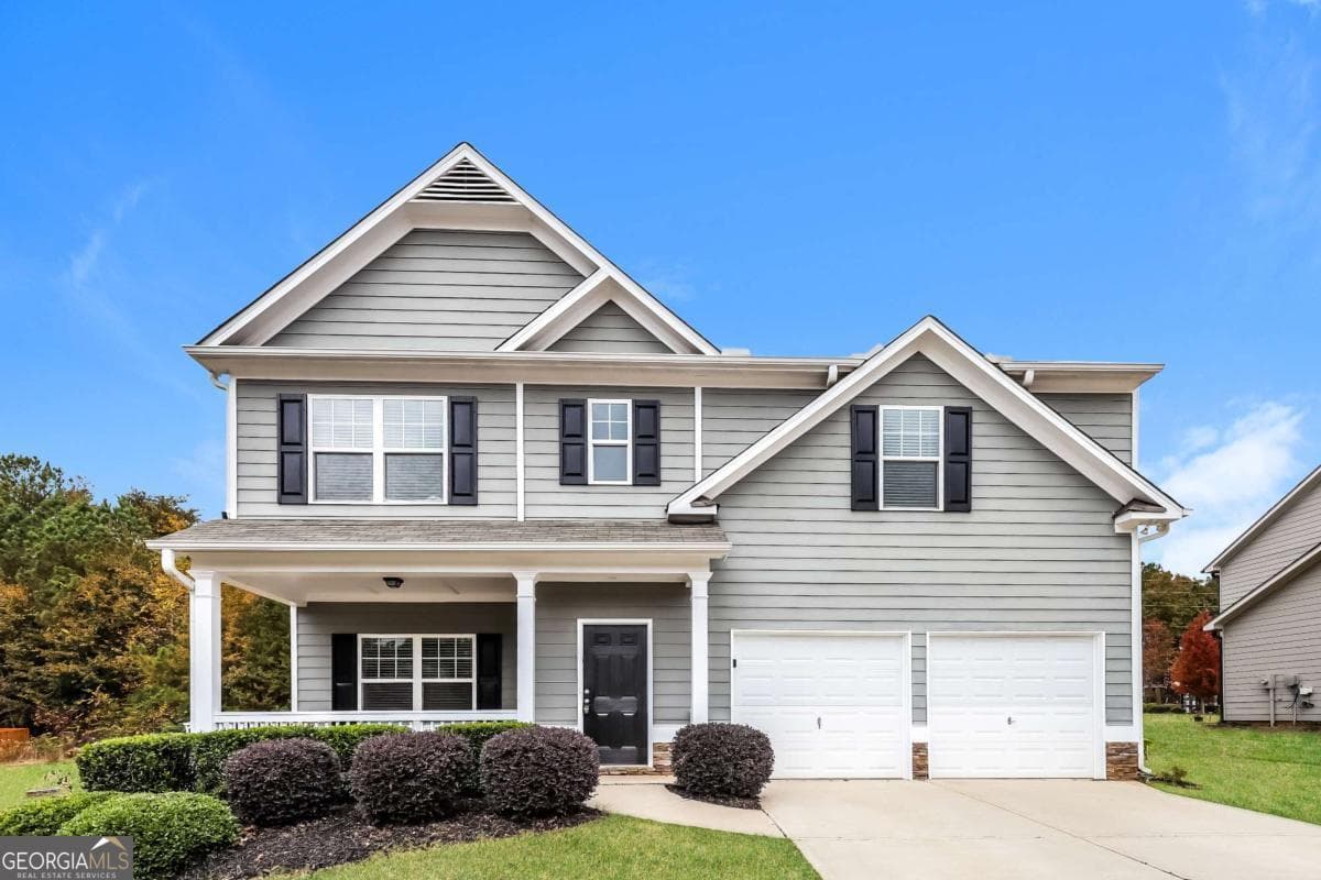 4 bedroom, 2.5 bathroom single family residence for rent at 320 Fern Court, Hoschton, GA 30548 for $2,175 a month — photo 1 of 1