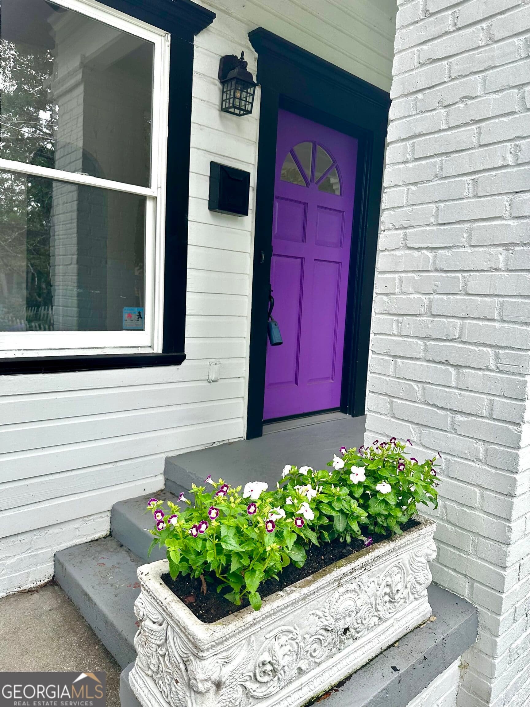 3 bedroom, 1 bathroom, 1,050 sq ft single family residence for sale at 510 Winton Terrace, Atlanta, GA 30308 — photo 2
