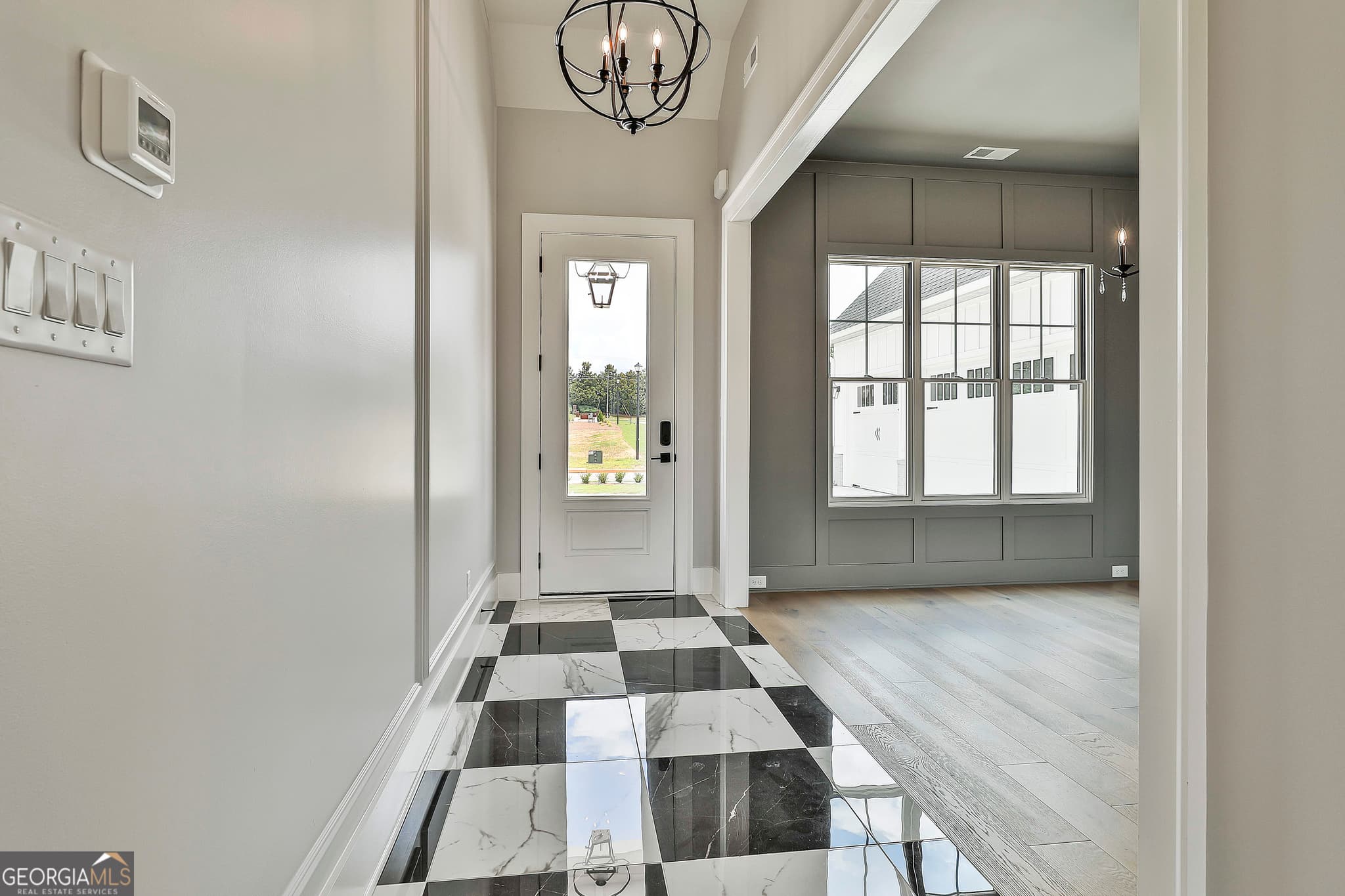 5 bedroom, 4.5 bathroom, 2,796 sq ft single family residence for sale at 319 Ruffian Circle 71, Peachtree City, GA 30269 — photo 7