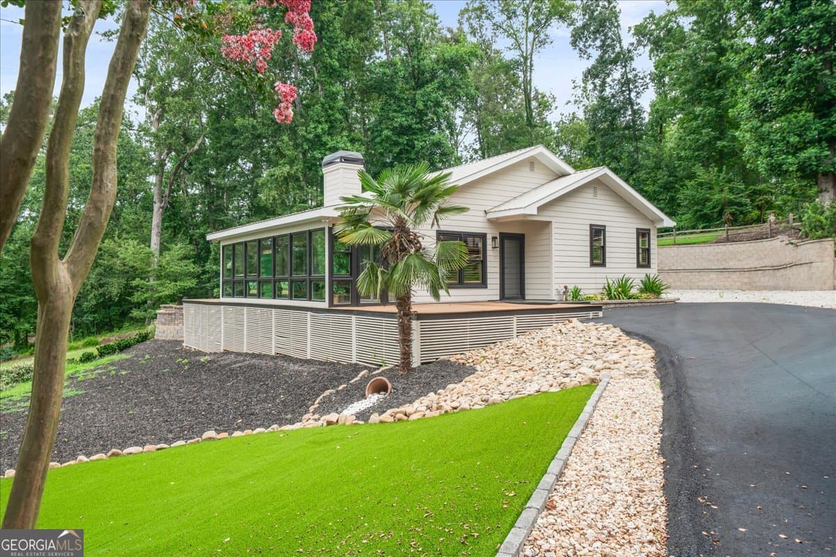 3 bedroom, 3 bathroom, 2,257 sq ft single family residence for rent at 6340 Reives Road, Cumming, GA 30041 for $4,500 a month — photo 1 of 1
