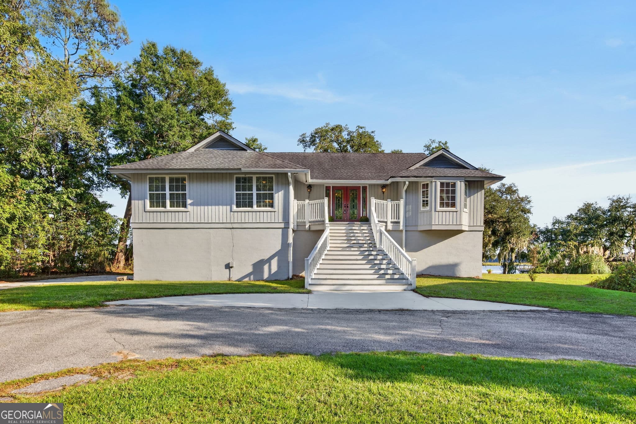 5 bedroom, 3 bathroom, 3,110 sq ft single family residence for sale at 1147 Mill Hill Road, Richmond Hill, GA 31324