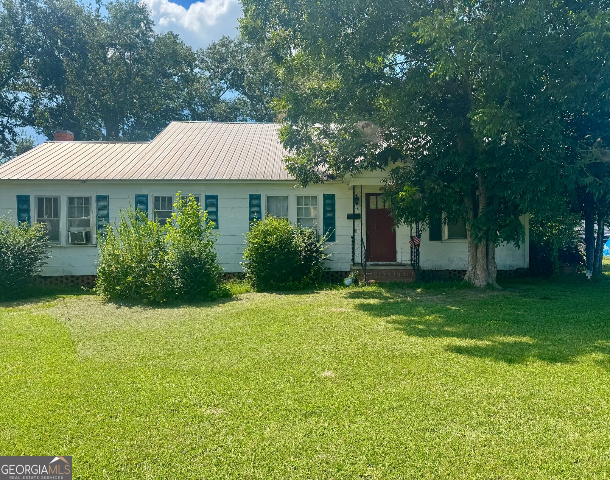 3 bedroom, 2 bathroom, 1,646 sq ft single family residence sold at 550 S Rountree Street, Metter, GA 30439