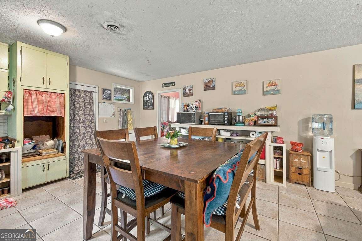 3 bedroom, 2 bathroom, 1,680 sq ft single family residence for sale at 801 Oak Bluff Road, Brunswick, GA 31525 — photo 8