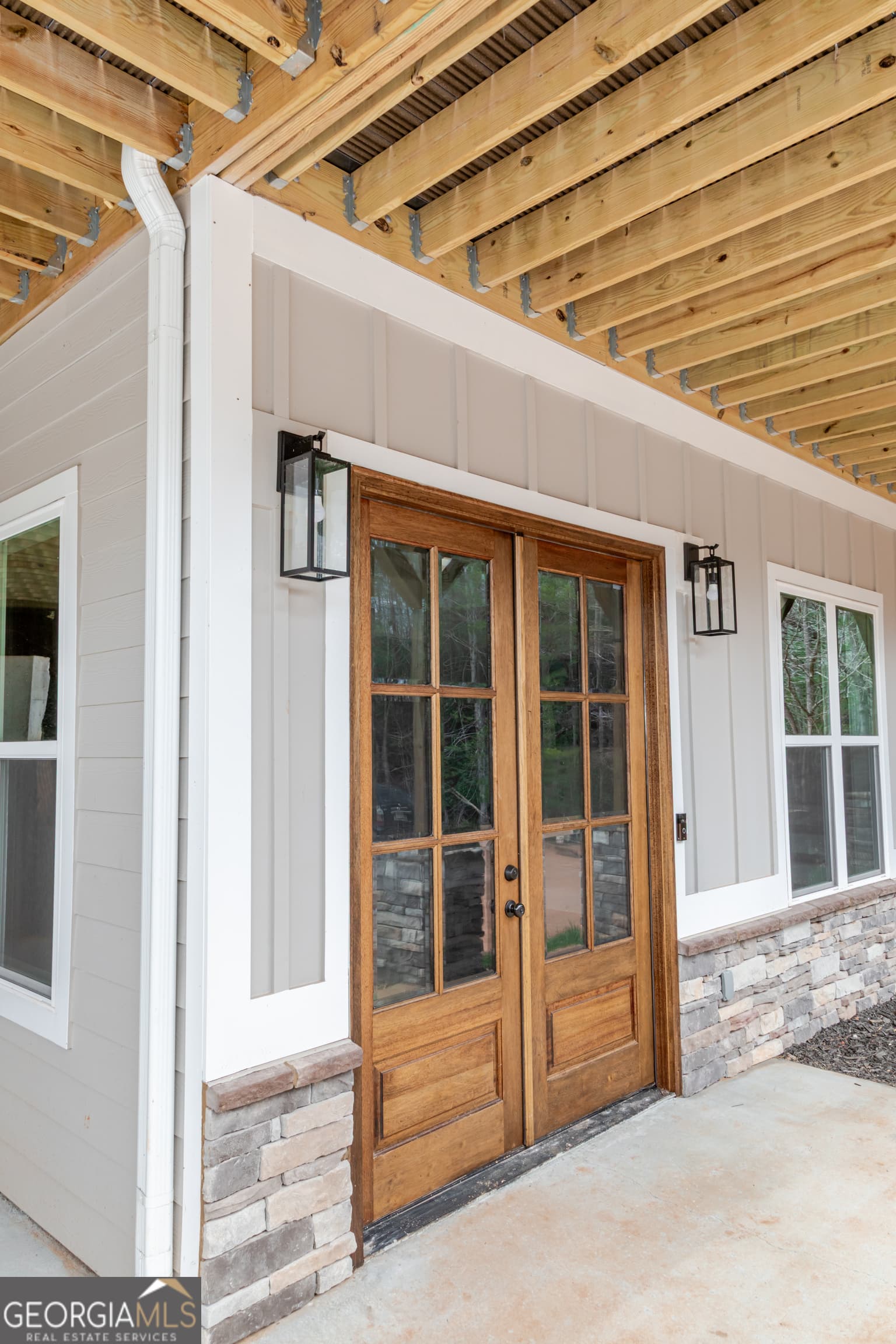5 bedroom, 5.5 bathroom, 3,259 sq ft single family residence for sale at 361 Sportarten Strasse, Helen, GA 30545 — photo 5