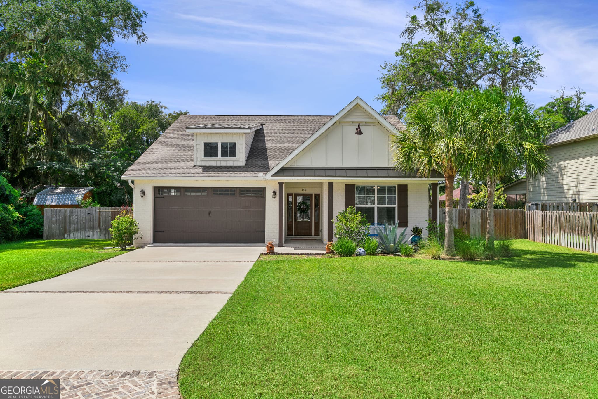 4 bedroom, 3.5 bathroom, 2,265 sq ft single family residence for sale at 143 Harrington Lane, St. Simons, GA 31522 — photo 5