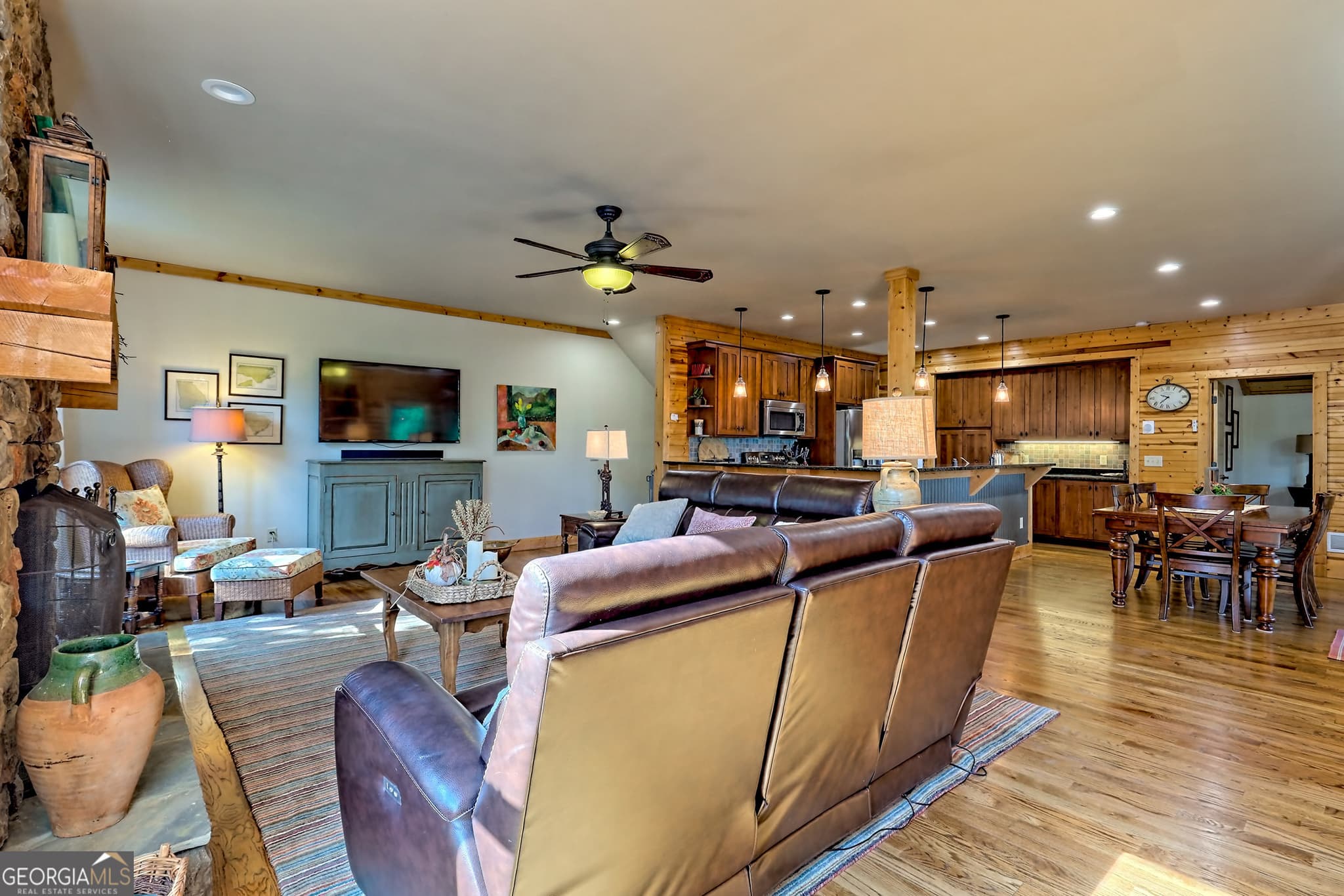 4 bedroom, 3.5 bathroom, 2,768 sq ft single family residence for sale at 295 Tallulah View, Tallulah Falls, GA 30573 — photo 5