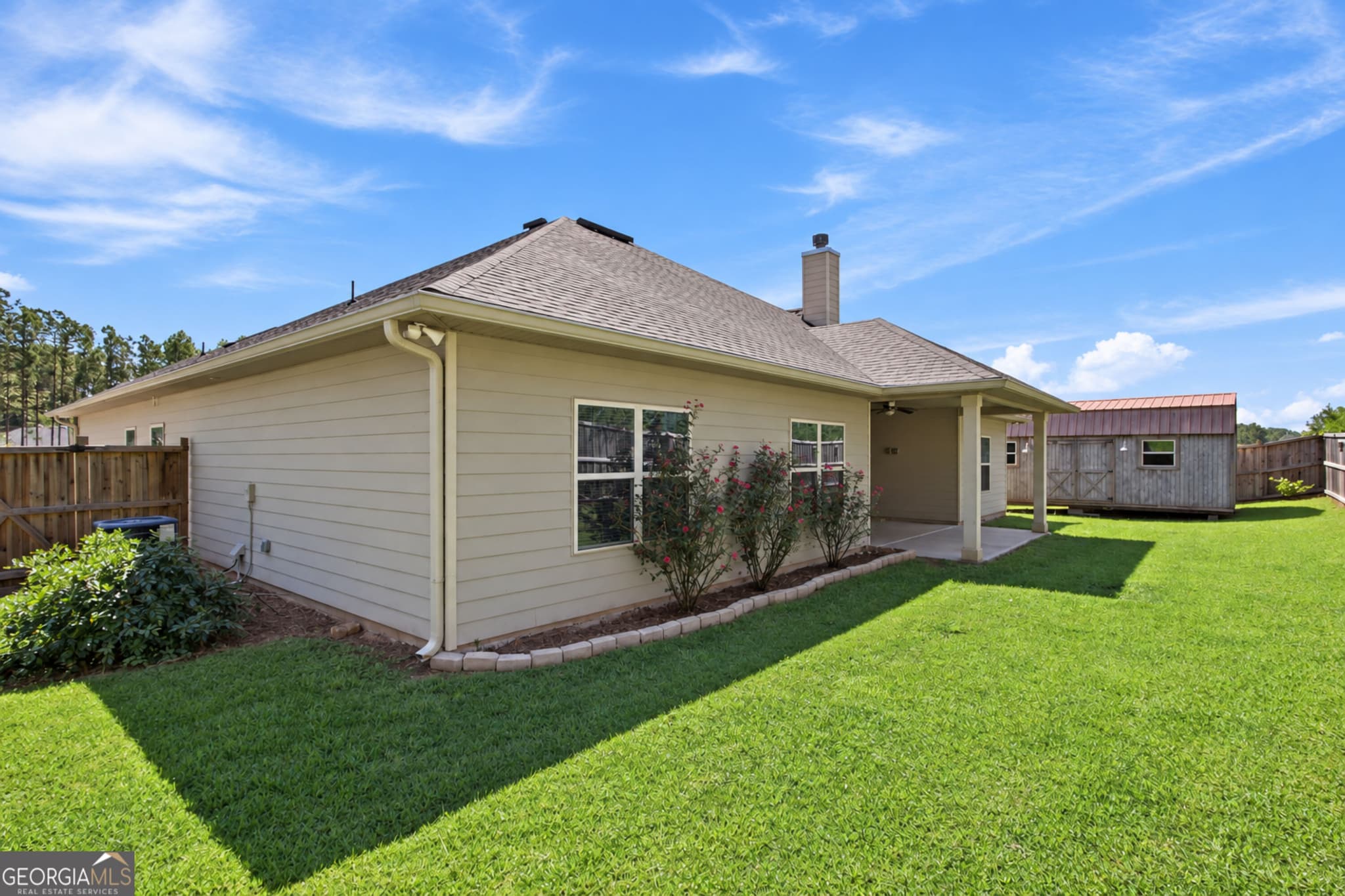 3 bedroom, 3 bathroom, 2,568 sq ft single family residence for sale at 403 Bramlett Ridge Drive, Dallas, GA 30157 — photo 5