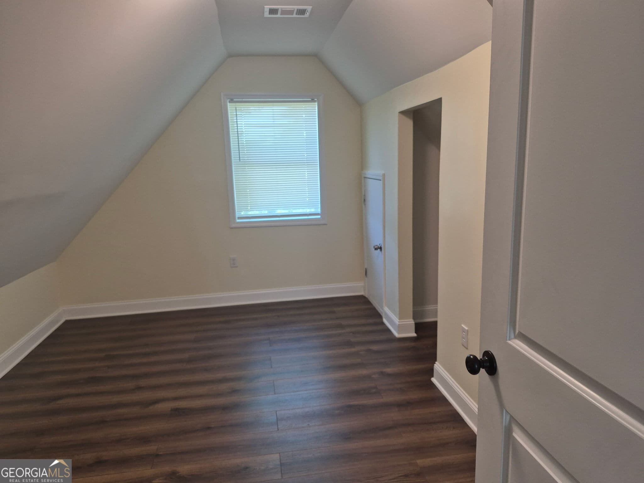 4 bedroom, 2.5 bathroom, 1,700 sq ft single family residence for sale at 395 S Elm Street, Commerce, GA 30529 — photo 10