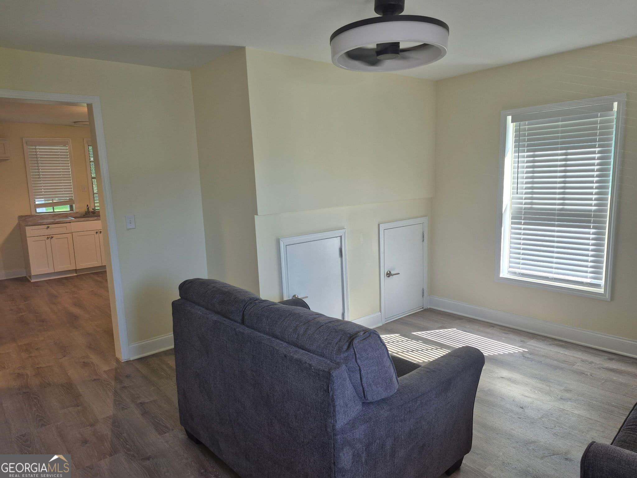 4 bedroom, 2.5 bathroom, 1,700 sq ft single family residence for sale at 395 S Elm Street, Commerce, GA 30529 — photo 8