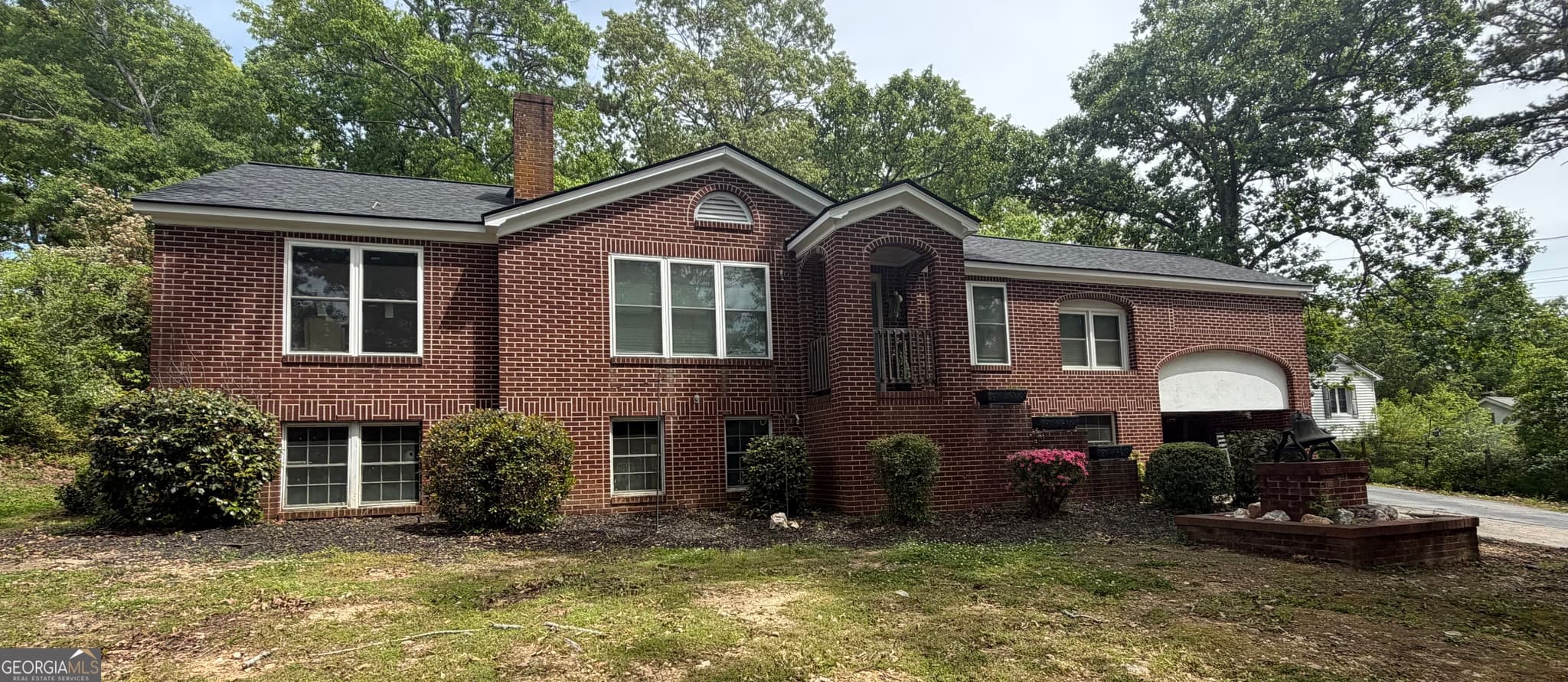 3 bedroom, 2 bathroom, 1,715 sq ft single family residence for sale at 411 Ridgecrest Drive, Elberton, GA 30635 — photo 1 of 30