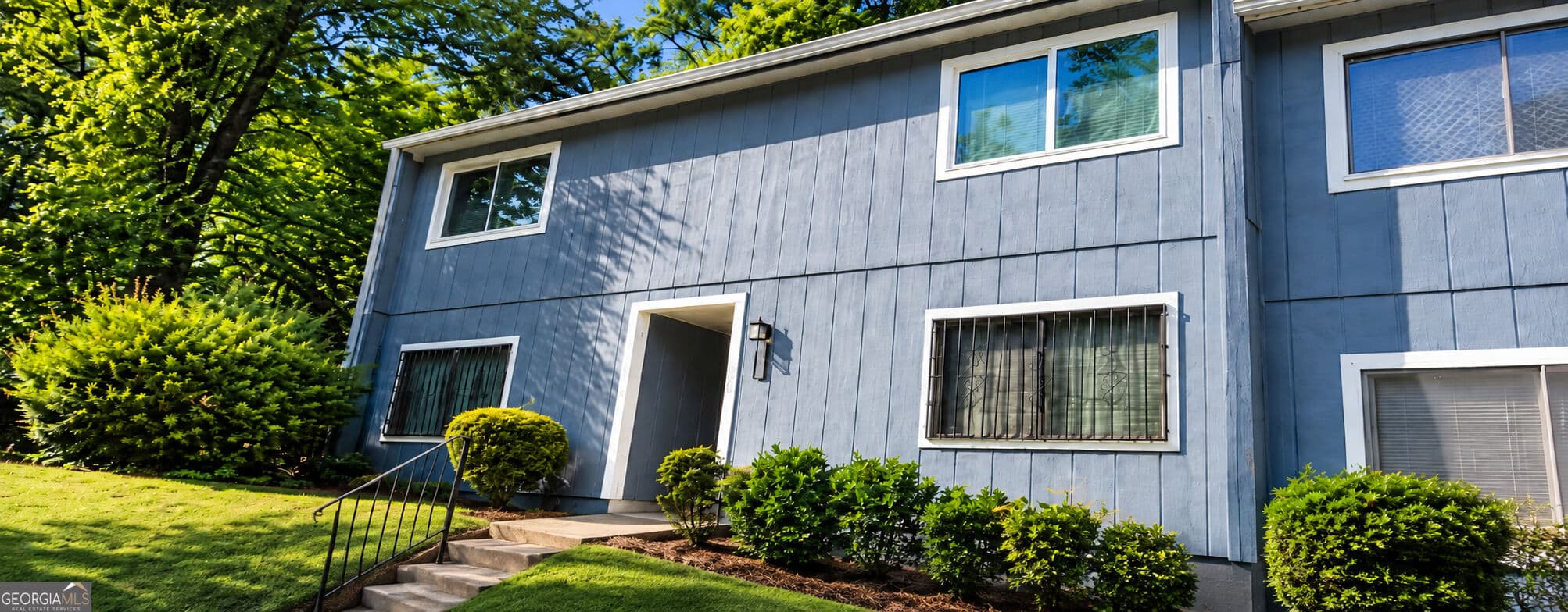 2 bedroom, 2.5 bathroom, 1,569 sq ft townhouse for sale at 961 Pine Hollow Road, Austell, GA 30168