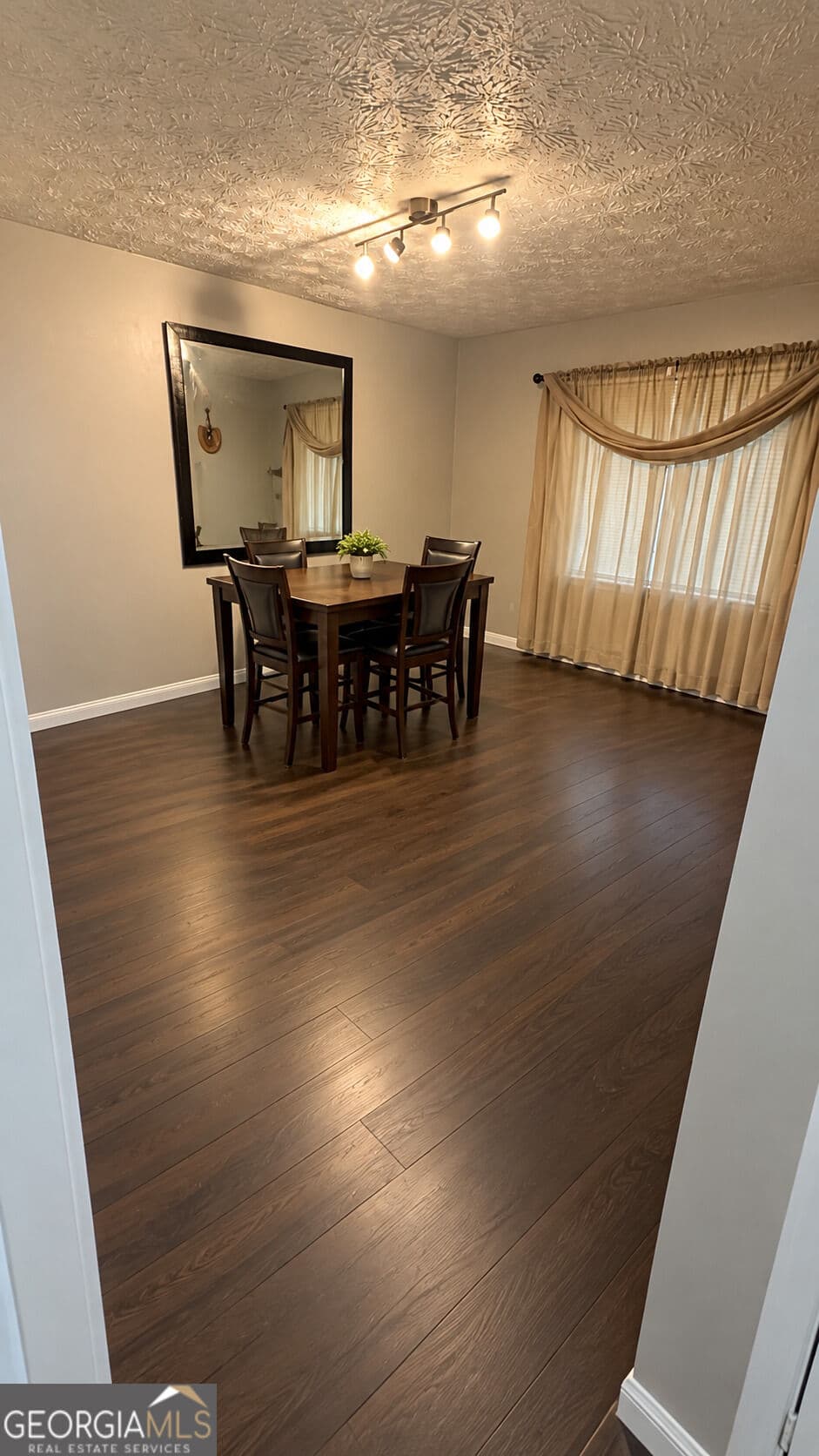 2 bedroom, 2.5 bathroom, 1,569 sq ft townhouse for sale at 961 Pine Hollow Road, Austell, GA 30168 — photo 5