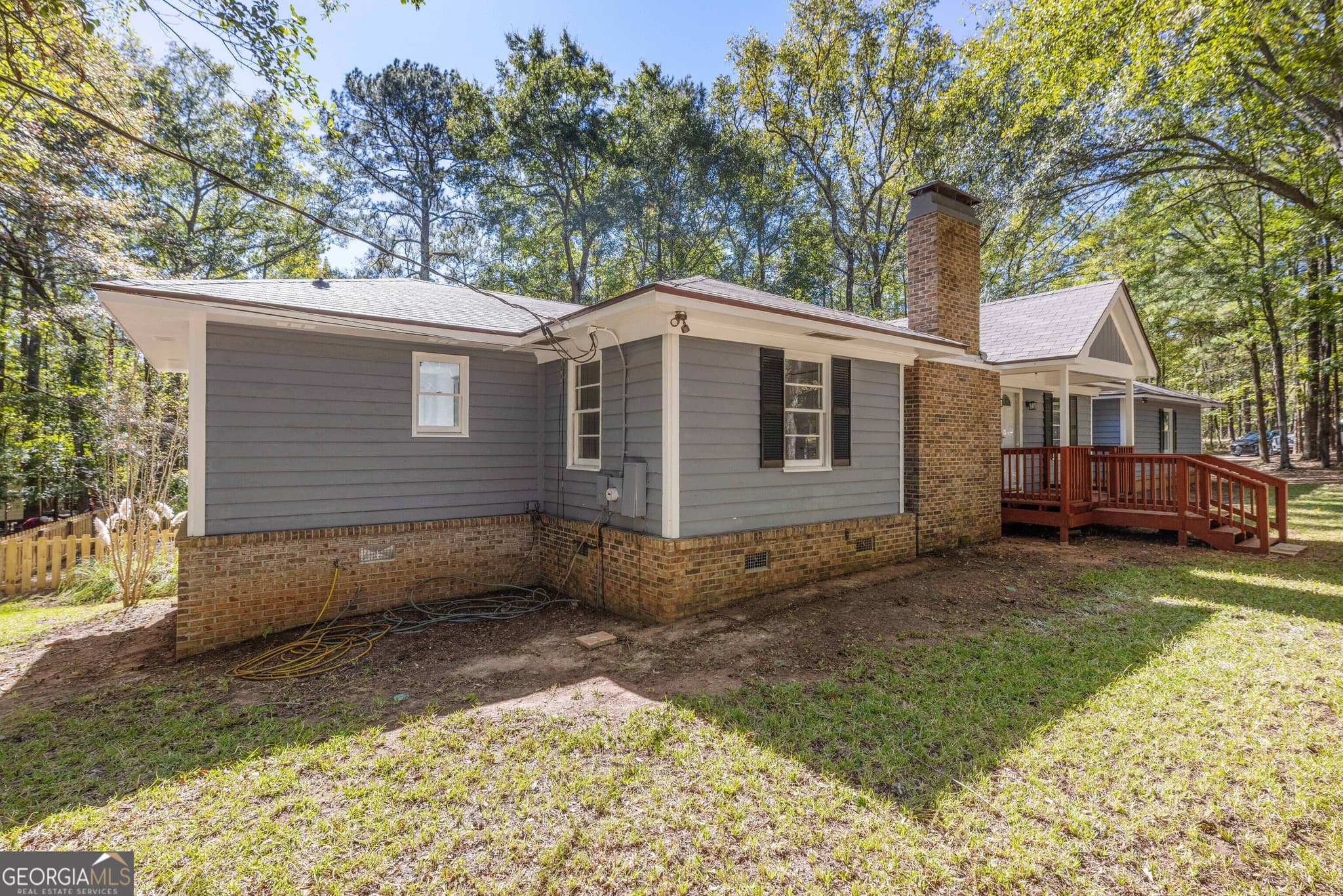 3 bedroom, 2 bathroom, 1,662 sq ft single family residence for sale at 945 Deer Run Drive, Ellerslie, GA 31807 — photo 2