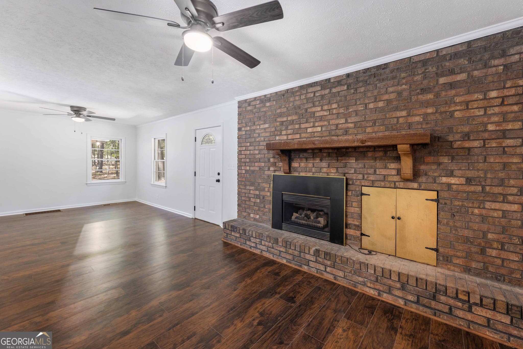3 bedroom, 2 bathroom, 1,662 sq ft single family residence for sale at 945 Deer Run Drive, Ellerslie, GA 31807 — photo 9