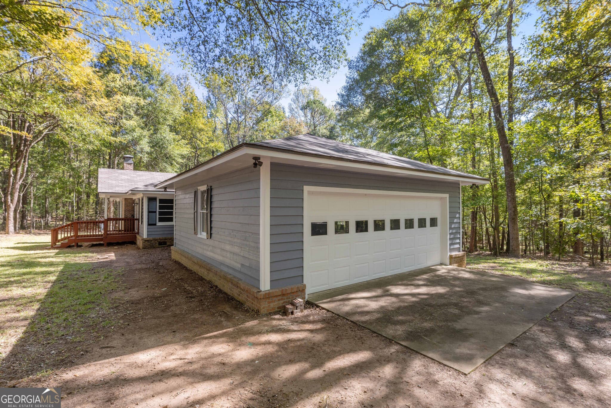3 bedroom, 2 bathroom, 1,662 sq ft single family residence for sale at 945 Deer Run Drive, Ellerslie, GA 31807 — photo 4