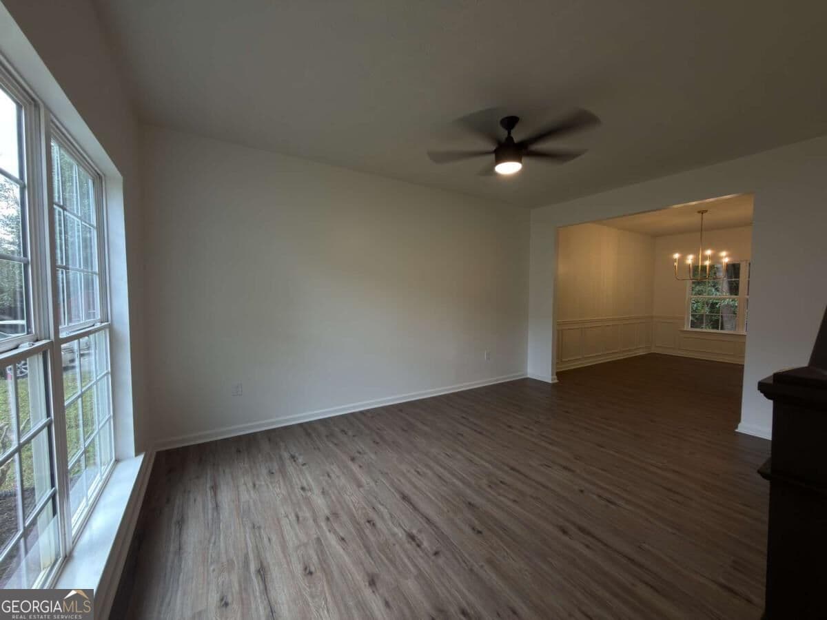 4 bedroom, 2.5 bathroom, 2,548 sq ft single family residence for sale at 4939 Wexford Trail, South Fulton, GA 30349 — photo 3