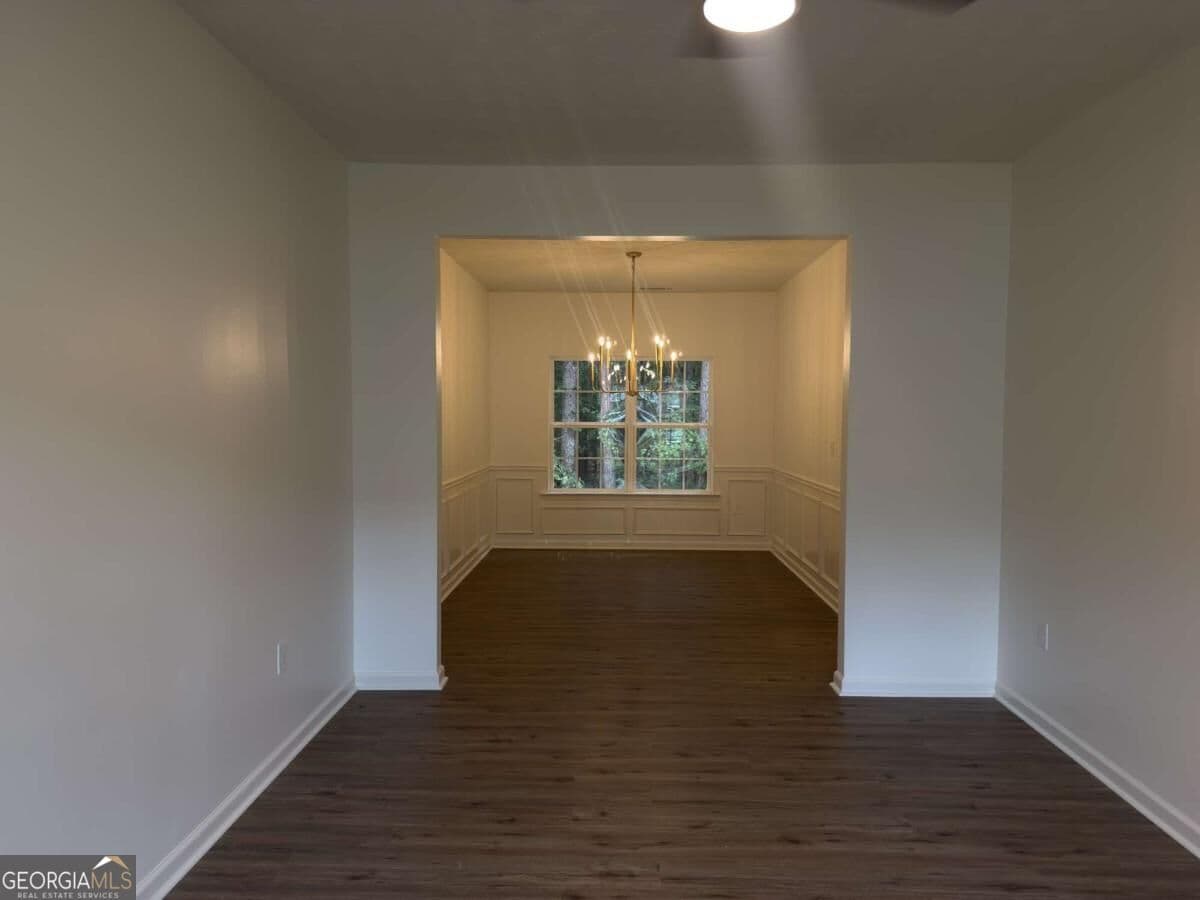 4 bedroom, 2.5 bathroom, 2,548 sq ft single family residence for sale at 4939 Wexford Trail, South Fulton, GA 30349 — photo 4