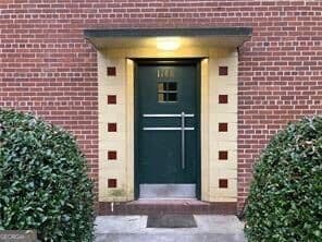 2 bedroom, 1 bathroom, 1,148 sq ft condominium for sale at 1148 Briarcliff Road 1, Atlanta, GA 30306 — photo 1 of 33