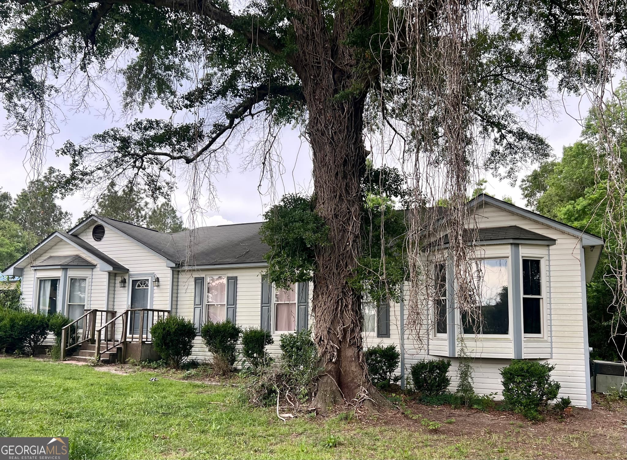 3 bedroom, 2 bathroom, 1,800 sq ft single family residence for sale at 46 Ray Roderick Road, Eastman, GA 31023 — photo 1 of 22