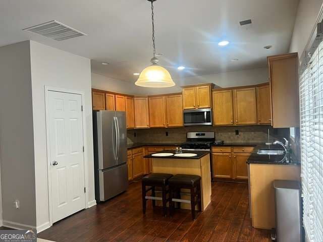 4 bedroom, 2.5 bathroom single family residence for rent at 862 Bishops Run Lane, Mableton, GA 30126 for $3,000 a month — photo 4