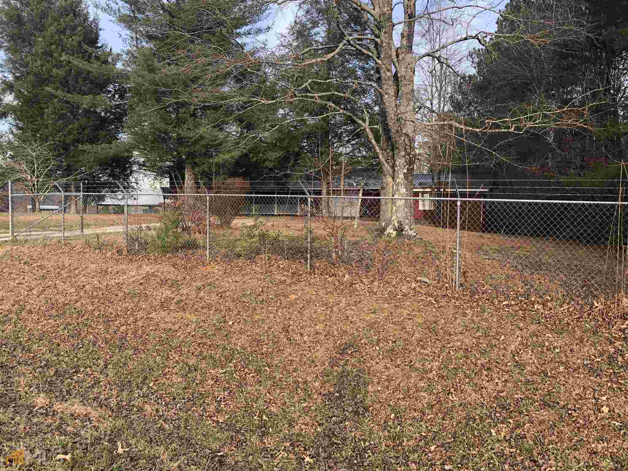 3 bedroom, 2 bathroom, 2,594 sq ft single family residence for sale at 3750 Old Cleveland Road, Cornelia, GA 30531 — photo 6
