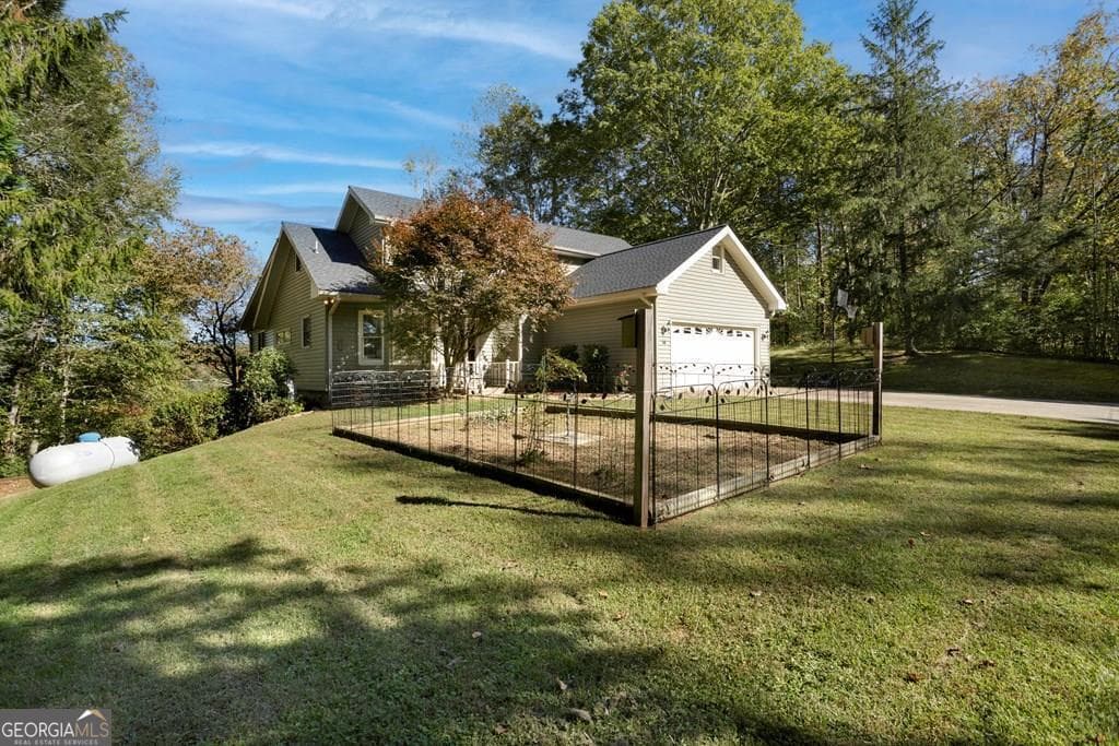 5 bedroom, 3.5 bathroom single family residence for sale at 14 Rivendell Way, Hayesville, NC 28904