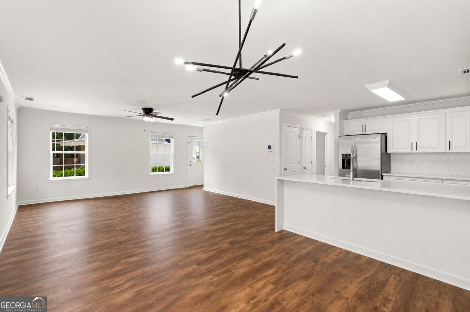 3 bedroom, 2 bathroom, 1,418 sq ft single family residence for sale at 728 Skyview Drive, Marietta, GA 30060 — photo 7