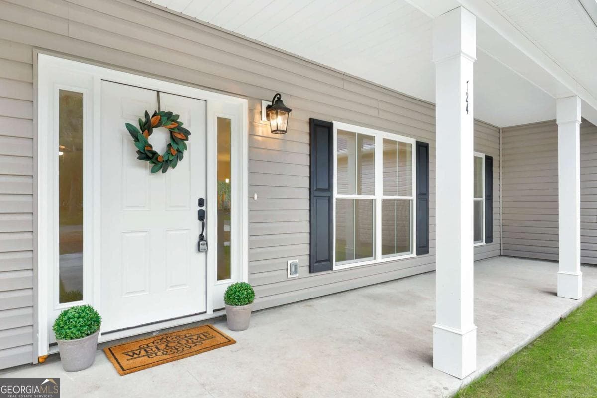 3 bedroom, 2 bathroom, 1,700 sq ft single family residence for sale at 124 Creekwood Circle, Kingsland, GA 31548 — photo 3