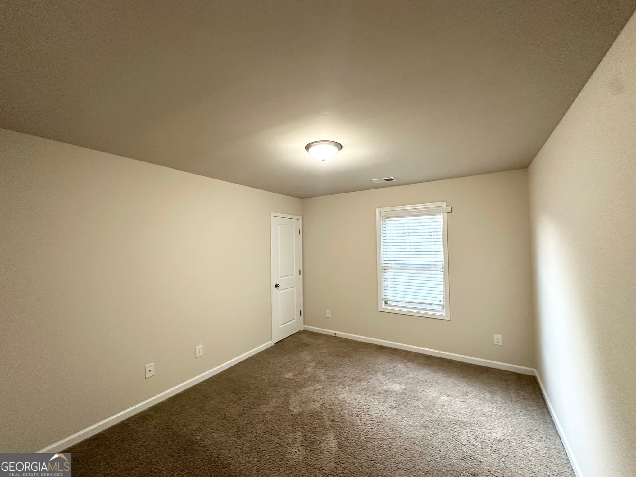 4 bedroom, 2.5 bathroom, 2,361 sq ft single family residence for sale at 124 Donegal Way, Dallas, GA 30132 — photo 6