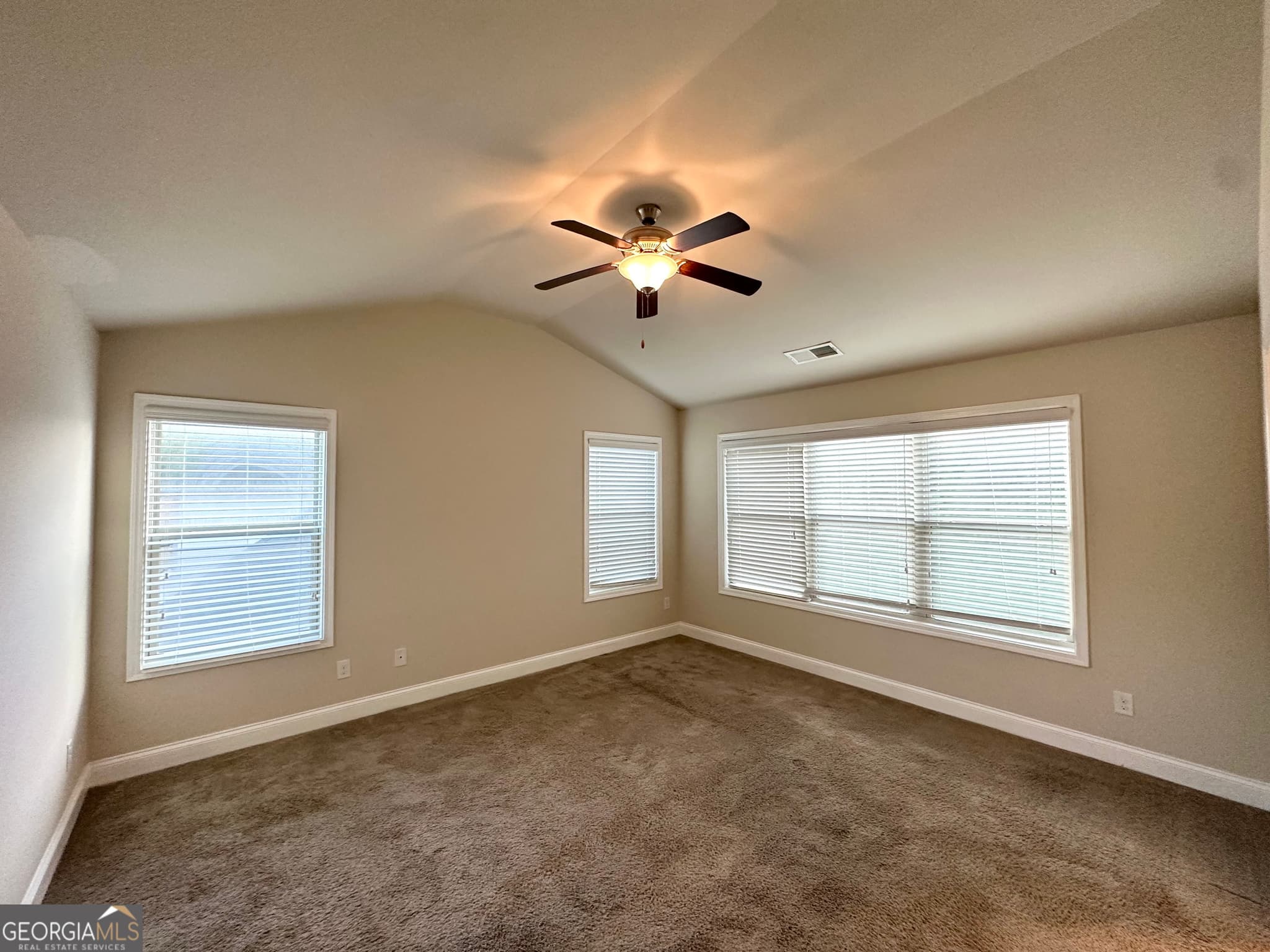 4 bedroom, 2.5 bathroom, 2,361 sq ft single family residence for sale at 124 Donegal Way, Dallas, GA 30132 — photo 7