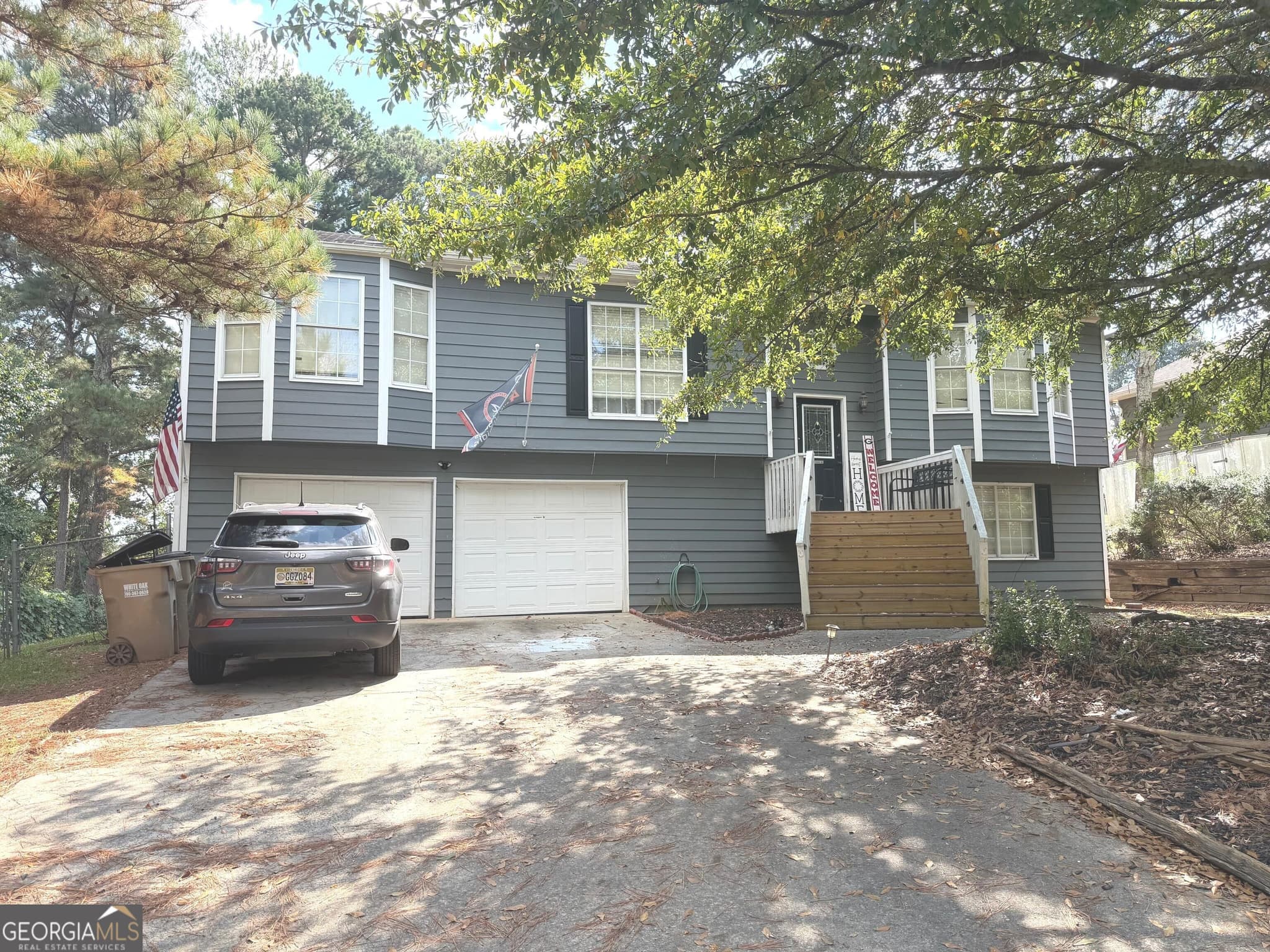 5 bedroom, 3 bathroom, 2,336 sq ft single family residence for sale at 845 Lodgeview Drive, Bethlehem, GA 30620