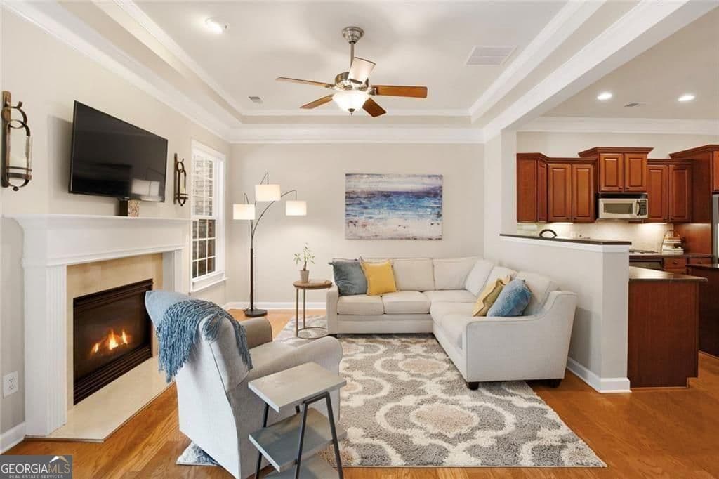 4 bedroom, 3.5 bathroom, 2,600 sq ft condominium for rent at 1404 Lexington Drive, Roswell, GA 30075 for $3,100 a month — photo 5