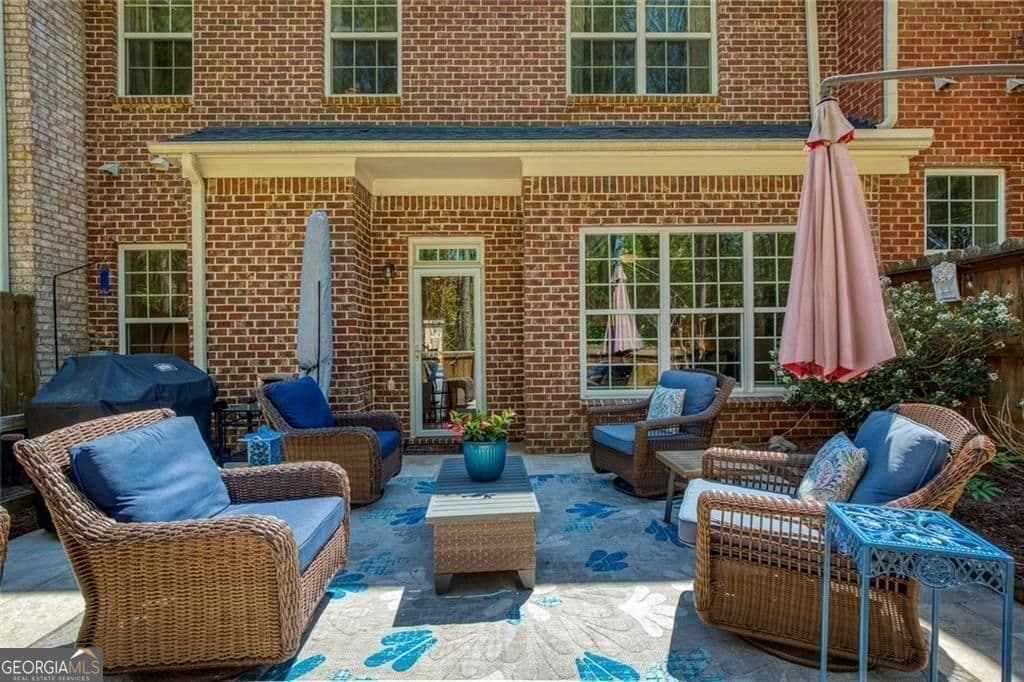 4 bedroom, 3.5 bathroom, 2,600 sq ft condominium for rent at 1404 Lexington Drive, Roswell, GA 30075 for $3,100 a month — photo 4