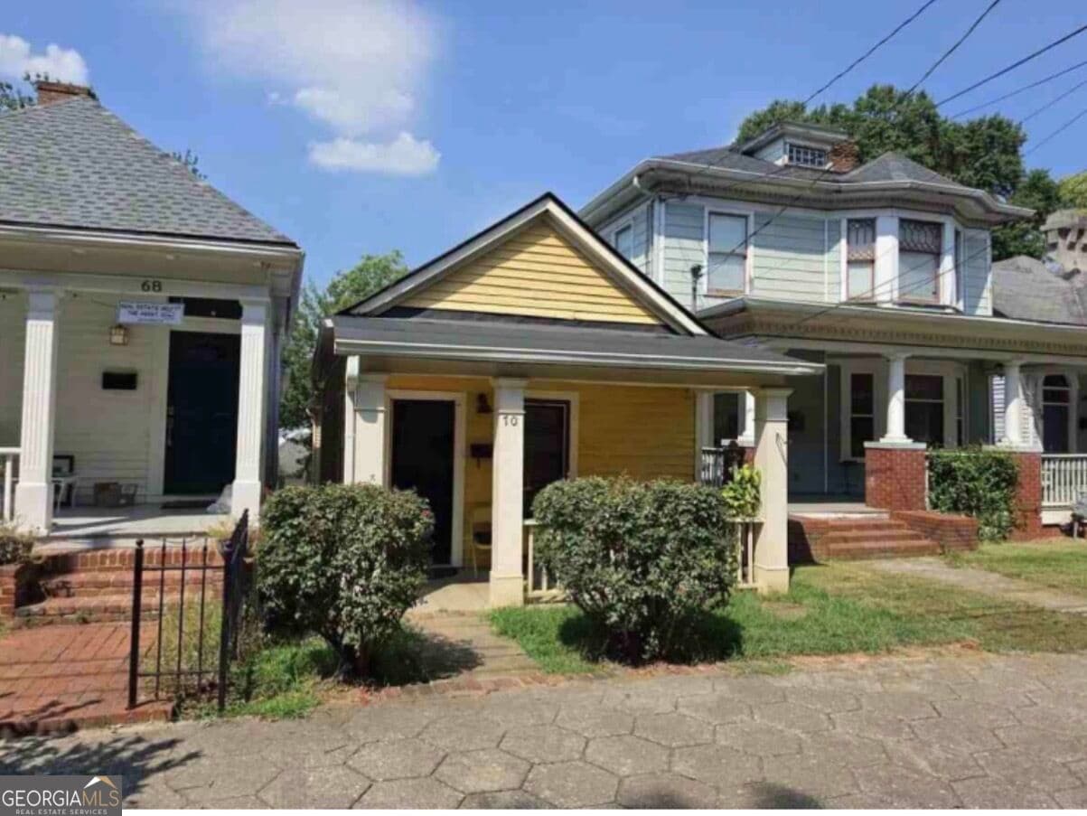 1 bedroom, 1 bathroom, 786 sq ft single family residence for sale at 70 Howell Street, Atlanta, GA 30312