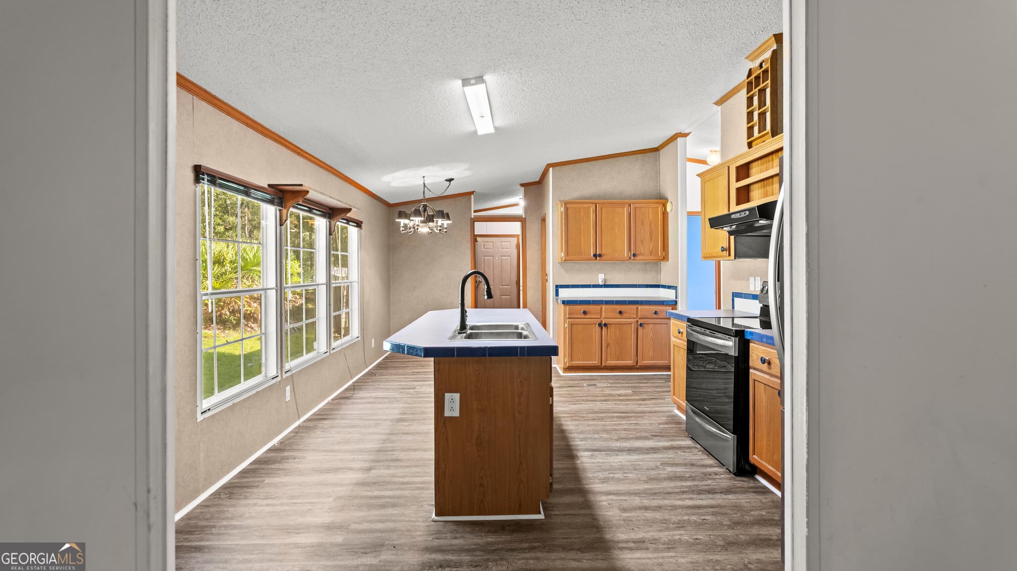 3 bedroom, 2 bathroom, 1,680 sq ft manufactured home,single family residence for sale at 1068 Brooks Brewton Road, Claxton, GA 30417 — photo 6