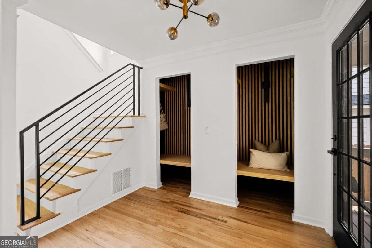 4 bedroom, 2.5 bathroom, 1,932 sq ft single family residence for sale at 1232 Memorial Drive, Atlanta, GA 30316 — photo 5