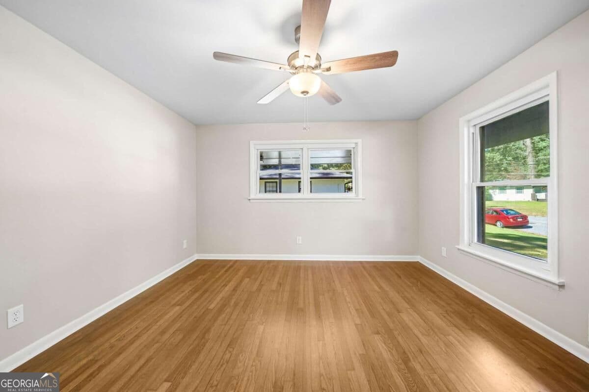 4 bedroom, 2 bathroom, 1,395 sq ft single family residence for sale at 493 Shady Lane, Forest Park, GA 30297 — photo 5