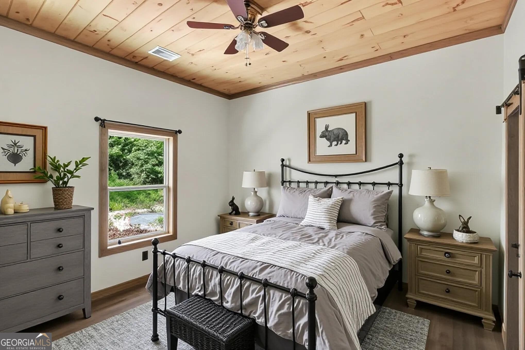 2 bedroom, 2 bathroom, 1,204 sq ft single family residence for sale at 78 Lake Top Lane, Ellijay, GA 30540 — photo 6
