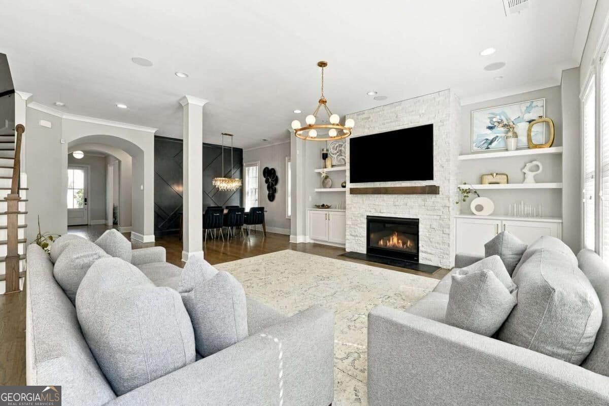 4 bedroom, 4.5 bathroom single family residence for rent at 1941 Bunyan Lane, Dunwoody, GA 30338 for $6,500 a month — photo 7