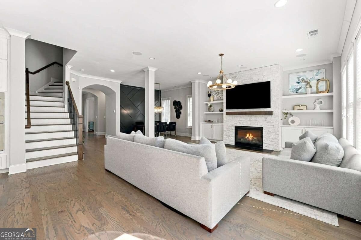 4 bedroom, 4.5 bathroom single family residence for rent at 1941 Bunyan Lane, Dunwoody, GA 30338 for $6,500 a month — photo 9