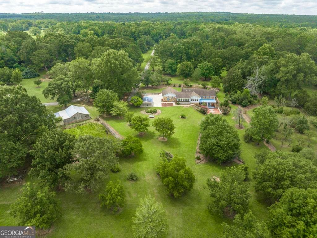 3 bedroom, 2.5 bathroom, 2,857 sq ft single family residence for sale at 8457 Lower Thomaston Road, Lizella, GA 31052 — photo 5