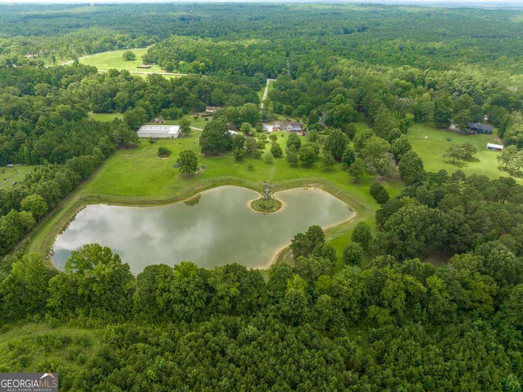 3 bedroom, 2.5 bathroom, 2,857 sq ft single family residence for sale at 8457 Lower Thomaston Road, Lizella, GA 31052 — photo 4