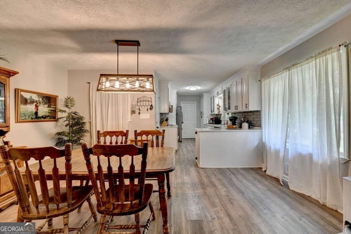 4 bedroom, 3 bathroom, 2,437 sq ft single family residence for sale at 428 N Bethany Road, Mcdonough, GA 30252 — photo 6