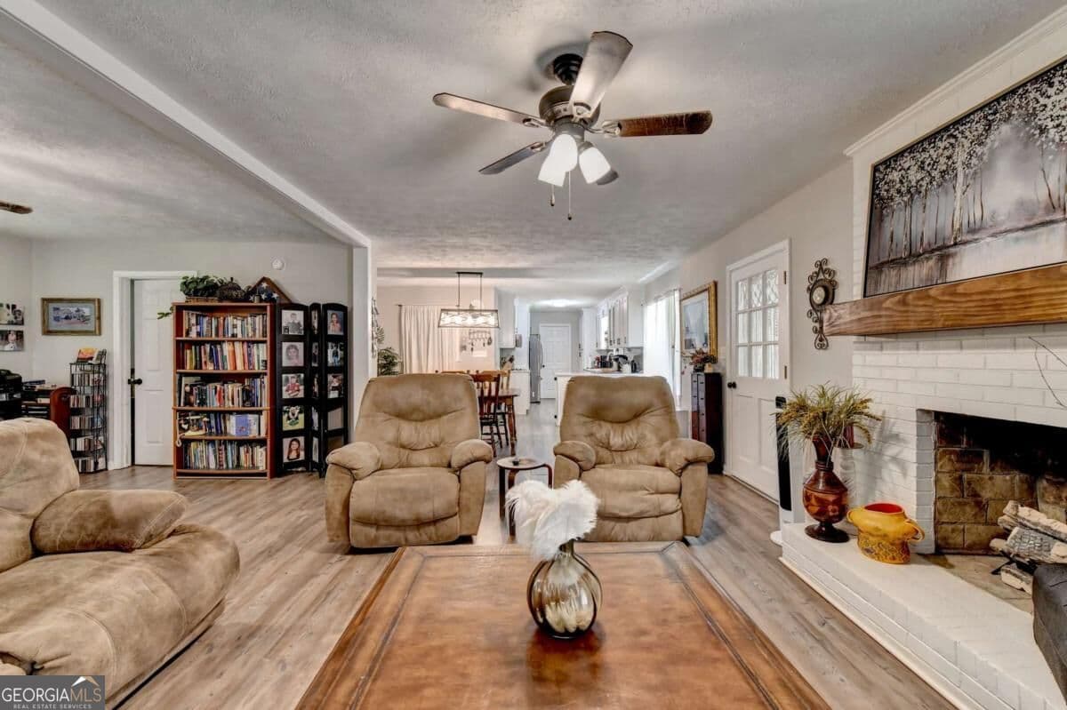 4 bedroom, 3 bathroom, 2,437 sq ft single family residence for sale at 428 N Bethany Road, Mcdonough, GA 30252 — photo 4