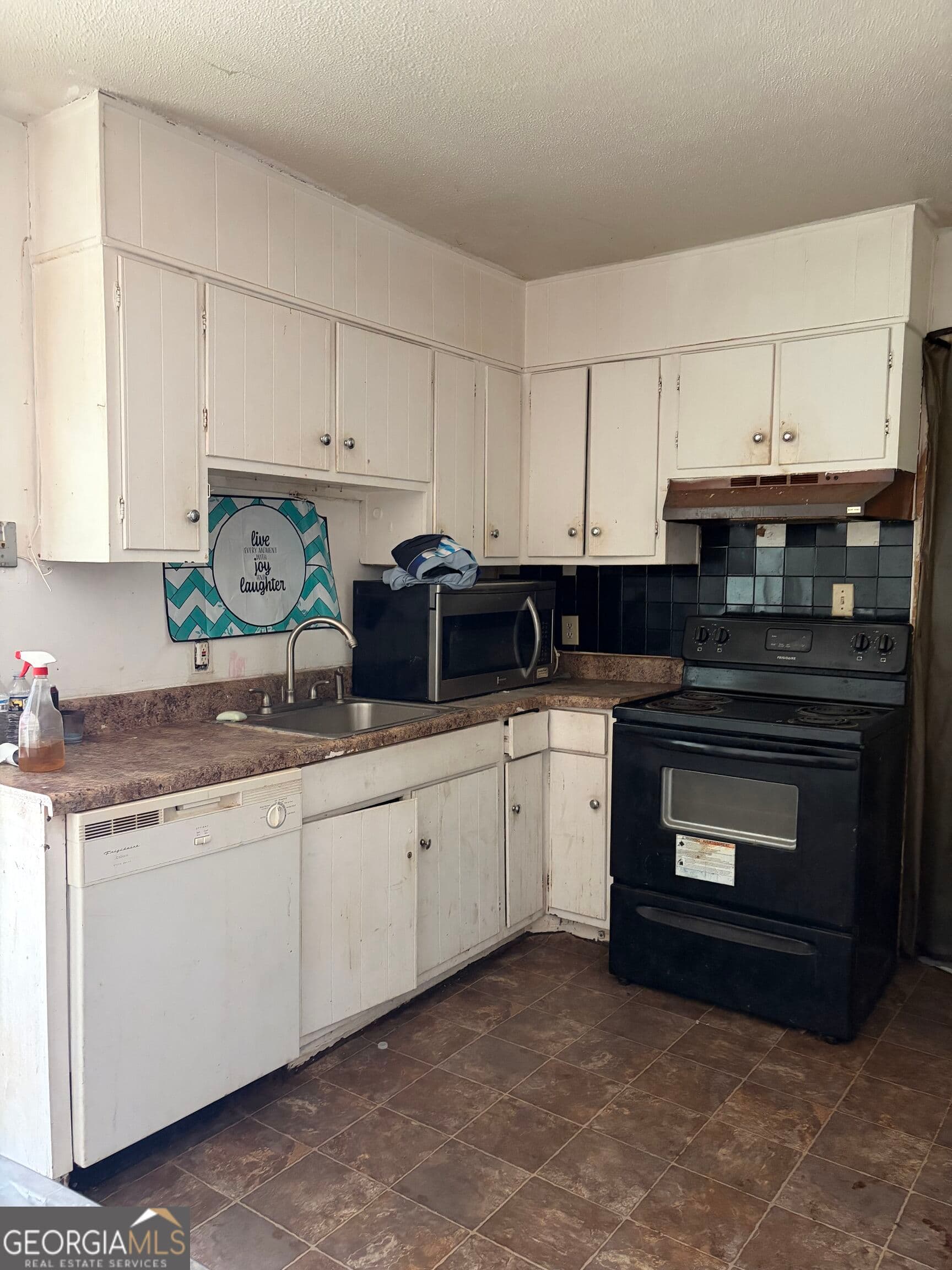 2 bedroom, 1 bathroom, 1,008 sq ft townhouse for sale at 79 Peyton Place, Atlanta, GA 30311 — photo 4