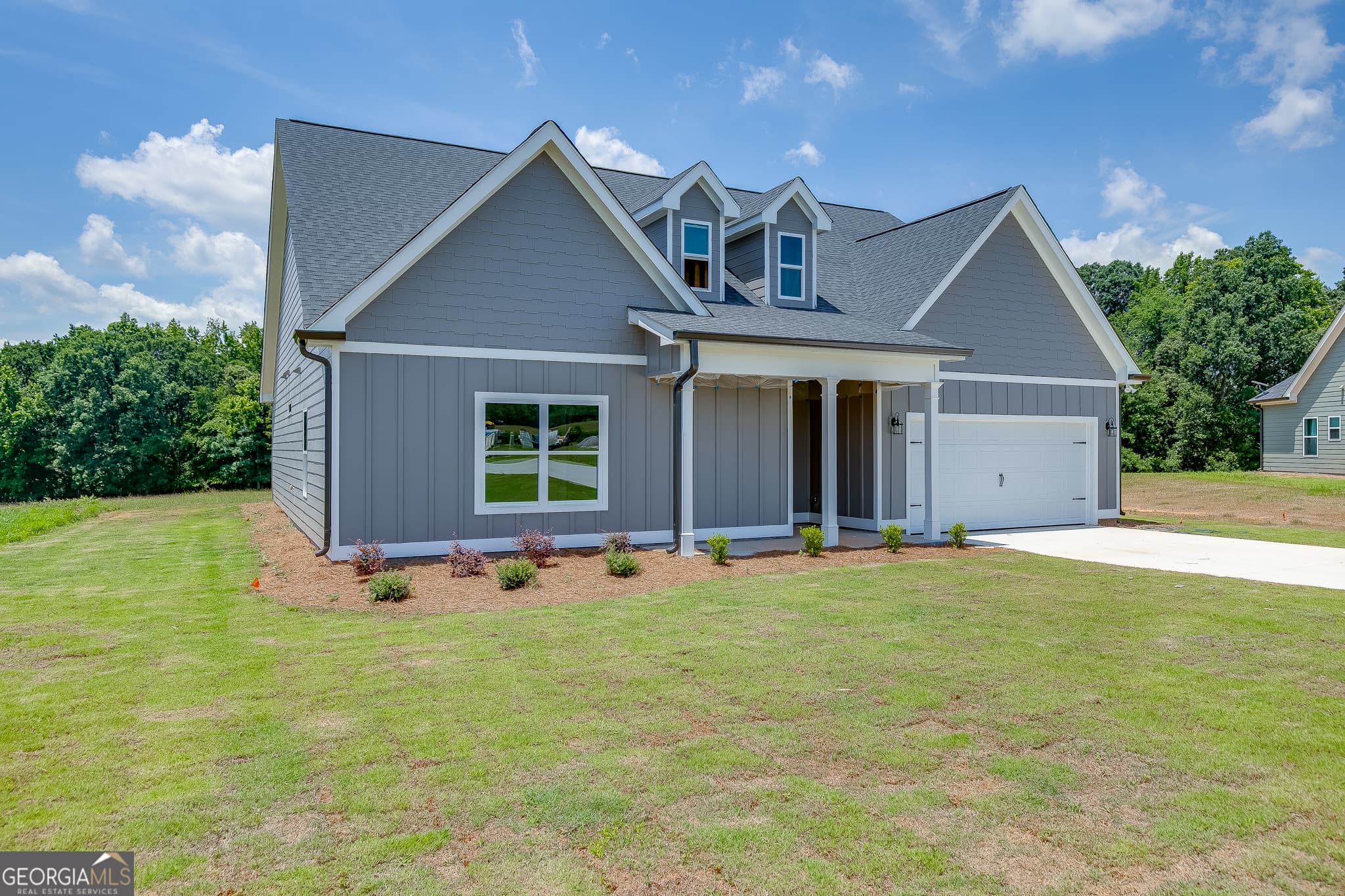 4 bedroom, 3 bathroom, 2,469 sq ft single family residence under contract at 155 Creek Stone Drive 8, Hartwell, GA 30643 — photo 3