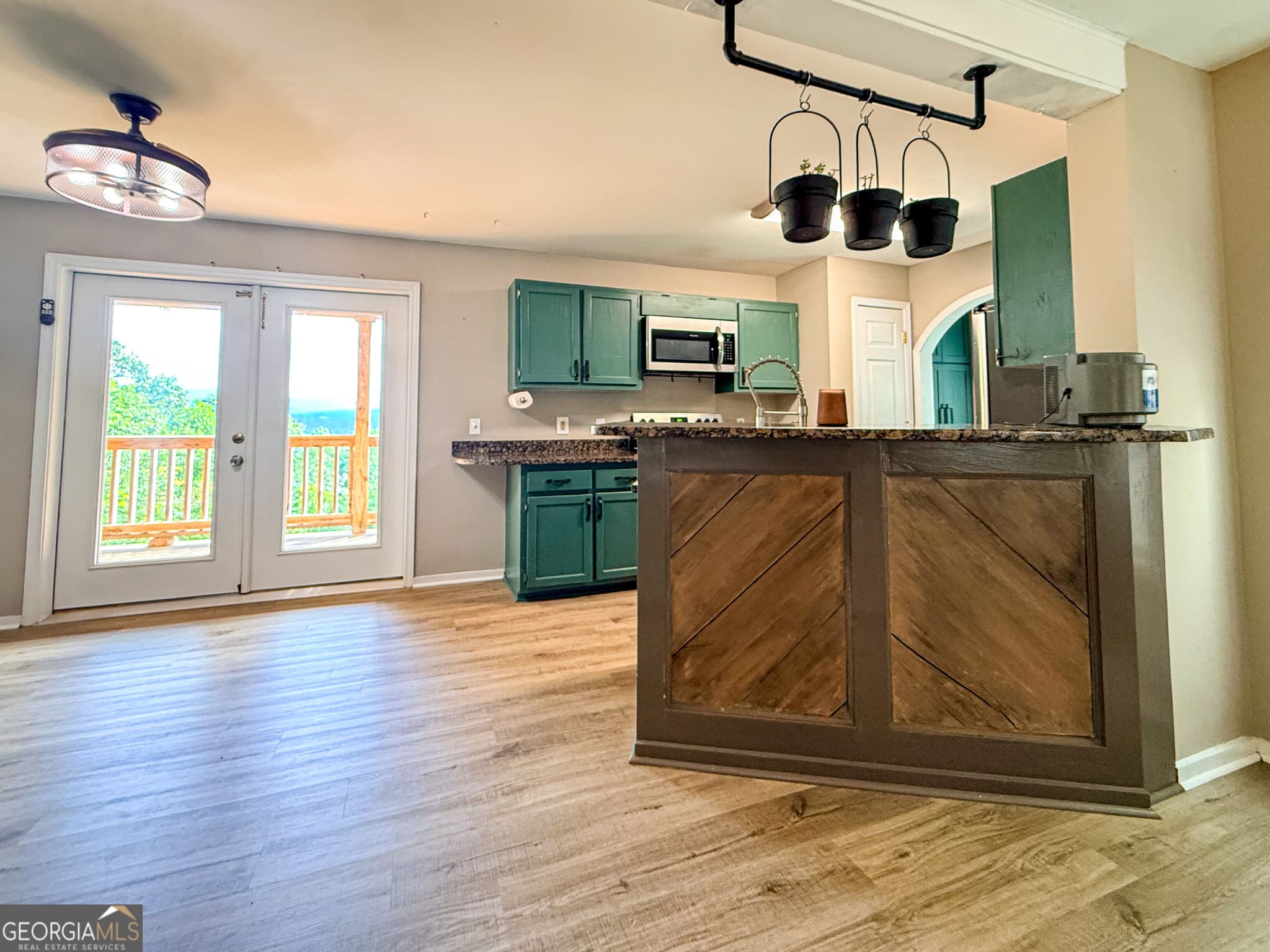4 bedroom, 3.5 bathroom, 2,262 sq ft single family residence for sale at 1947 Ivy Mountain Road, Clarkesville, GA 30523 — photo 10